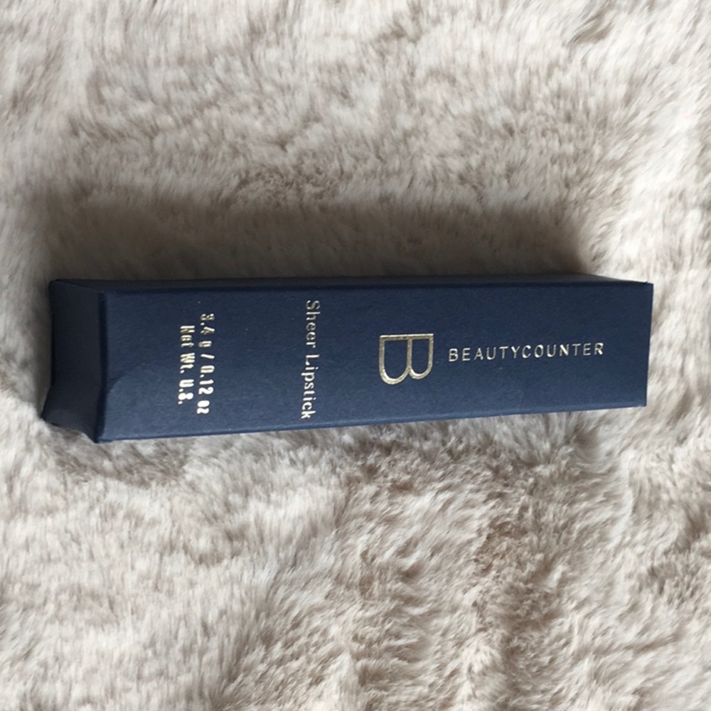 BRAND NEW BeautyCounter Sheer Lipstick in Twig Brindille